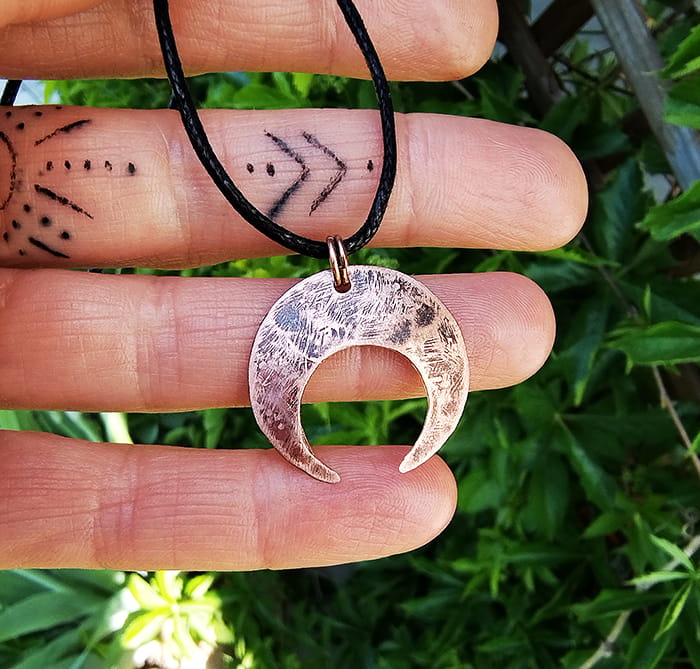 lunula-miedziana.jpg